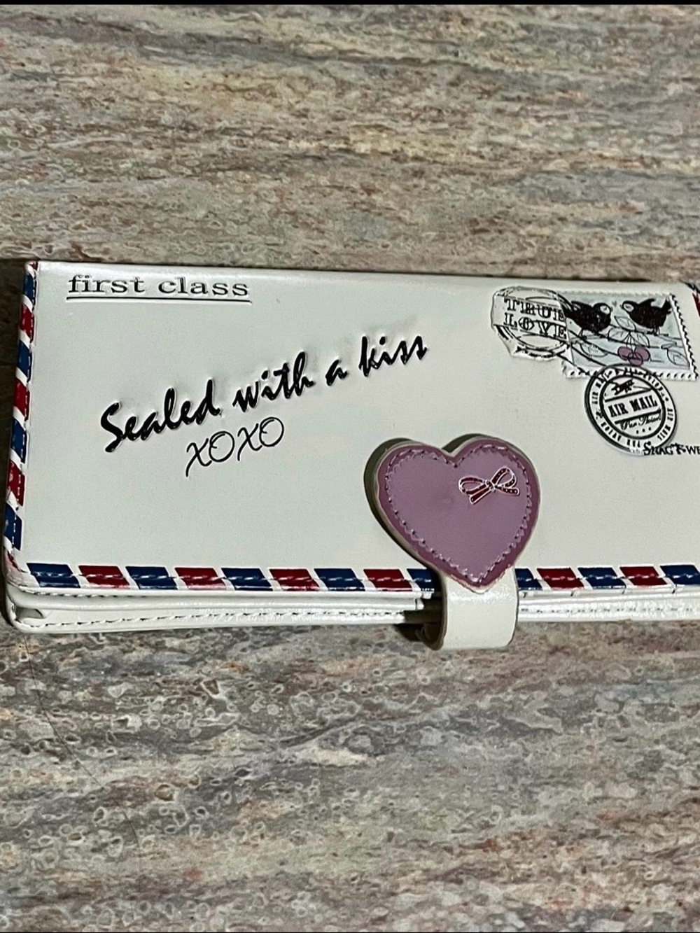 Shag Wear Canada First Class Sealed With a Kiss XOXO Heart-Accent Wallet -